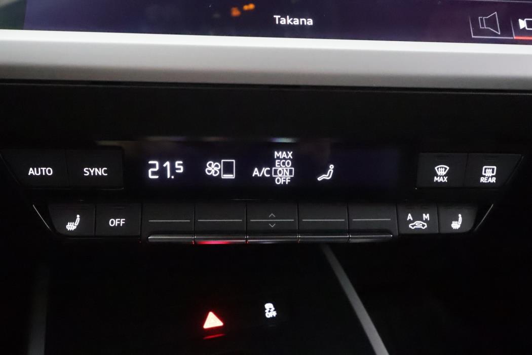 AUDI Q4 E-TRON 2024