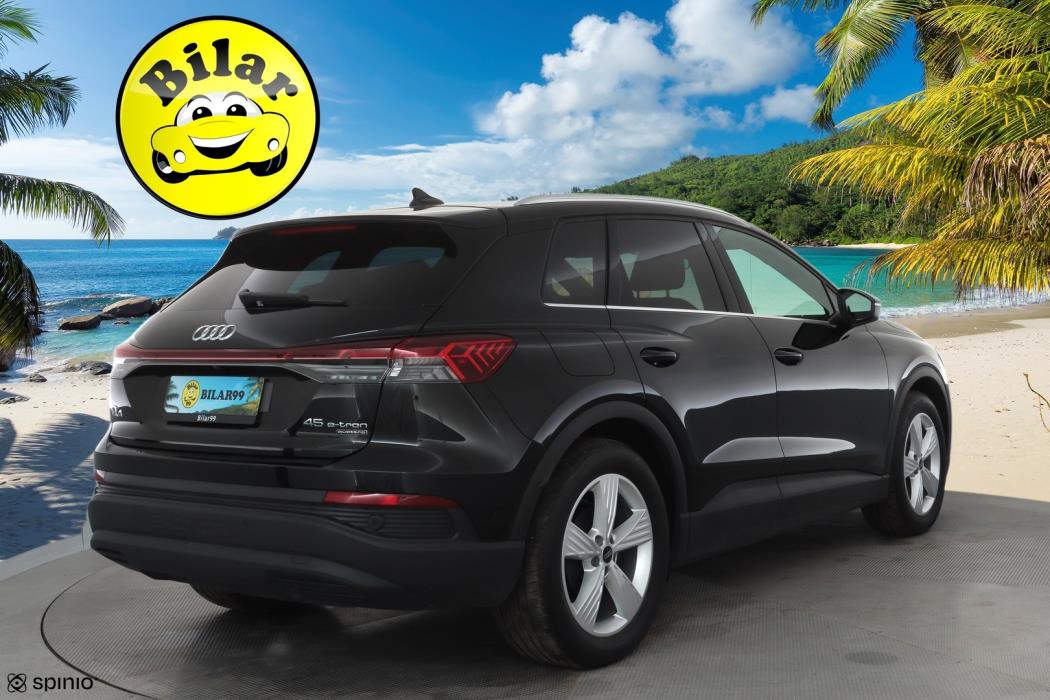 AUDI Q4 E-TRON 2024