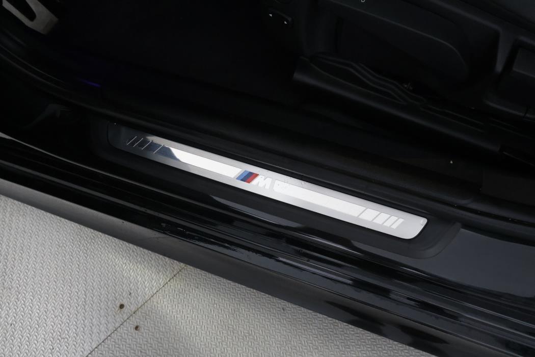 BMW 330 2021