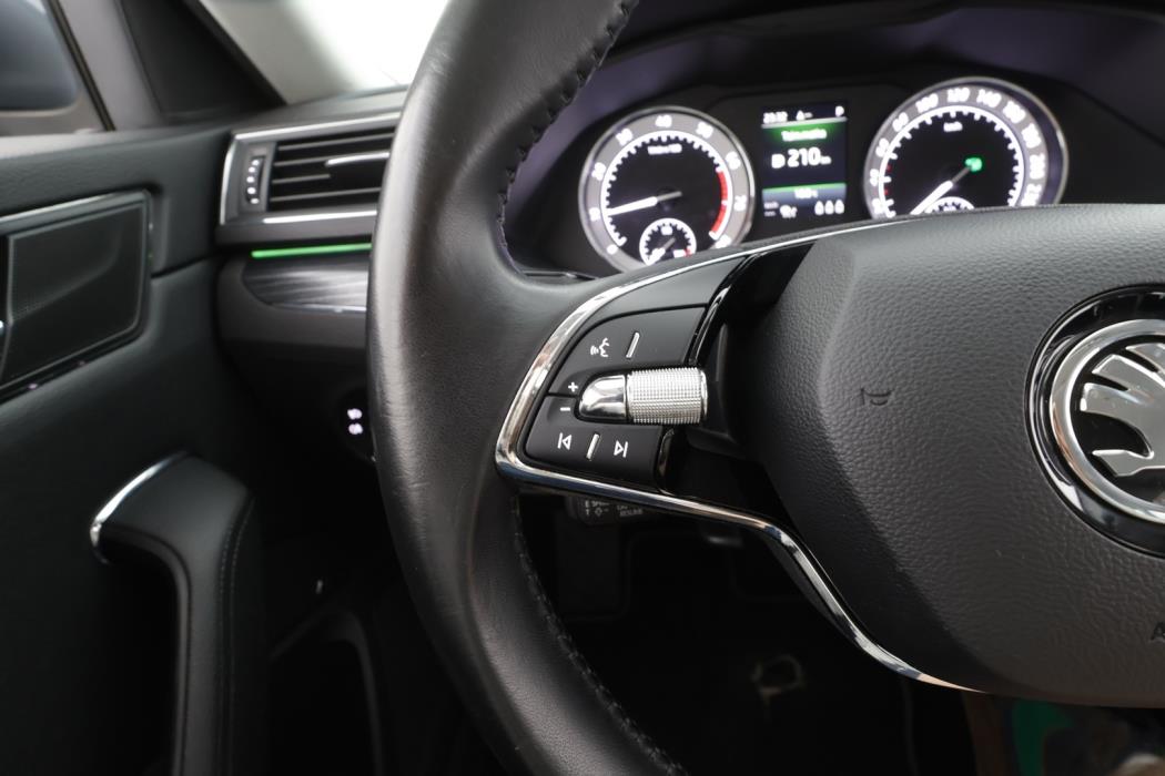 SKODA Superb 2021