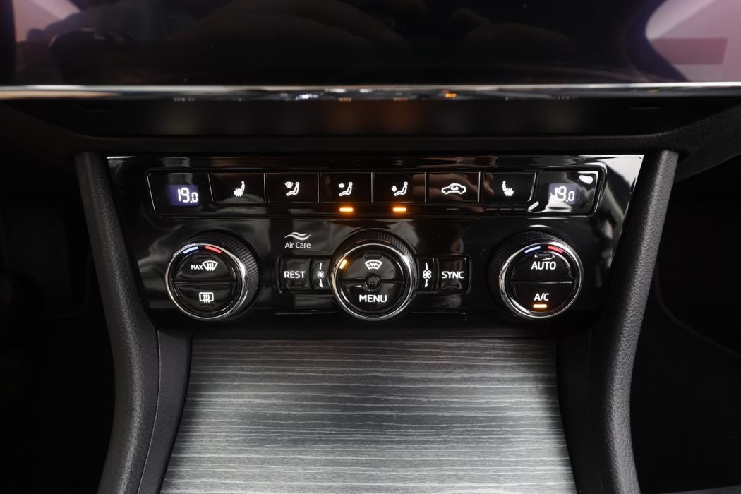 SKODA Superb 2021