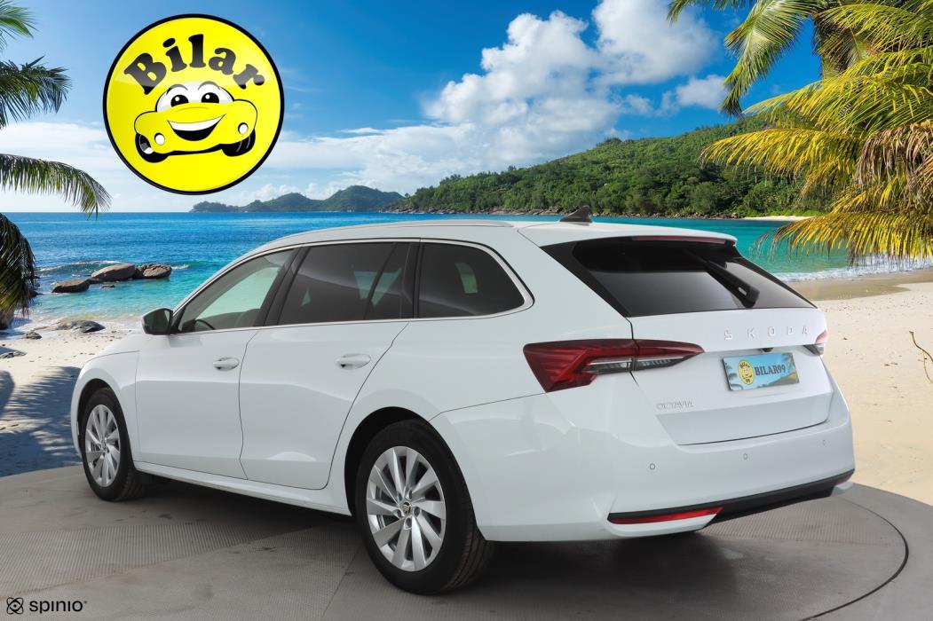 SKODA OCTAVIA 2025