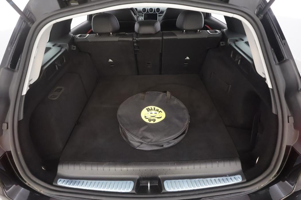 MERCEDES-BENZ C 2023