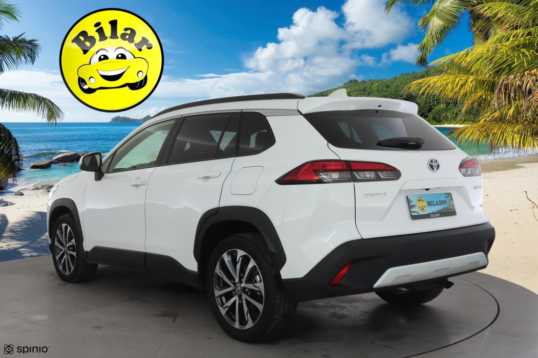 TOYOTA COROLLA CROSS 2024