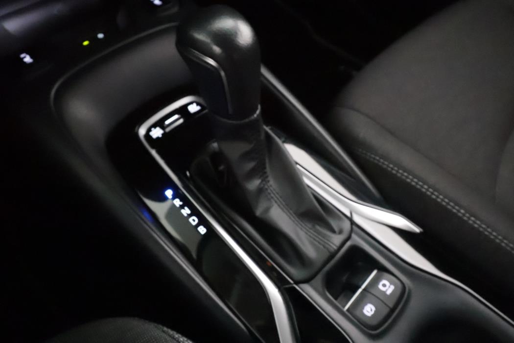 TOYOTA COROLLA 2024
