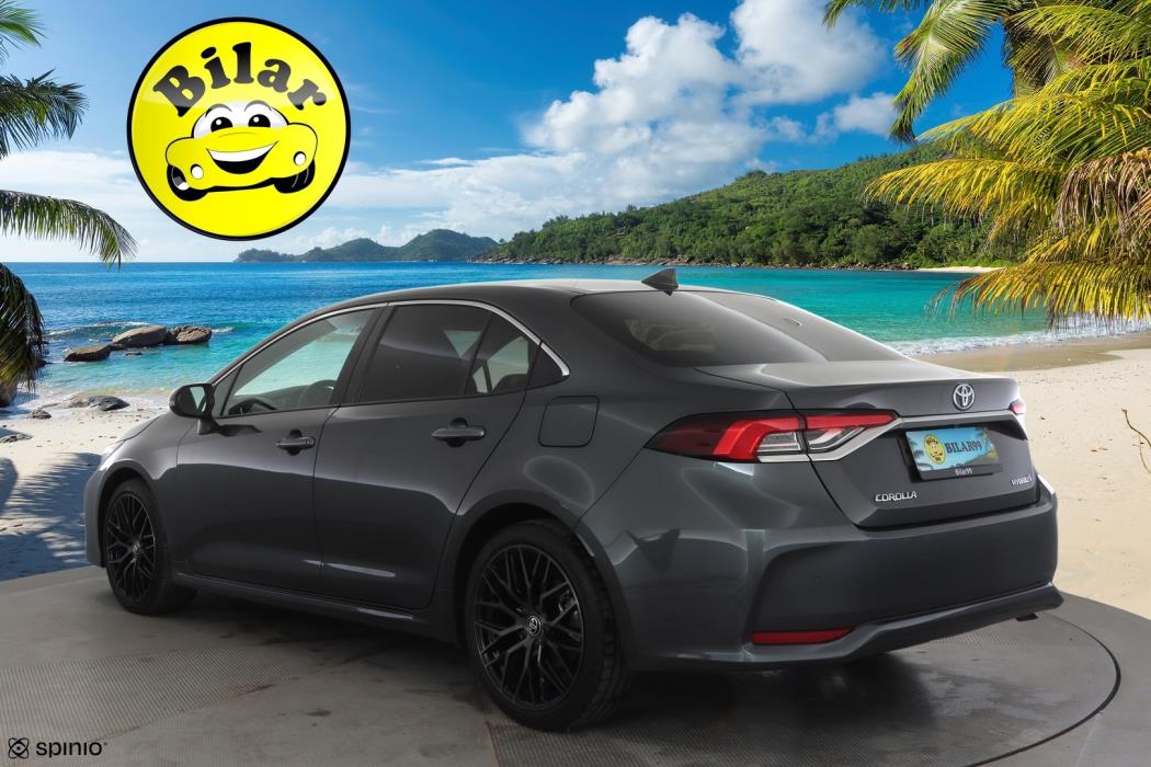 TOYOTA COROLLA 2024