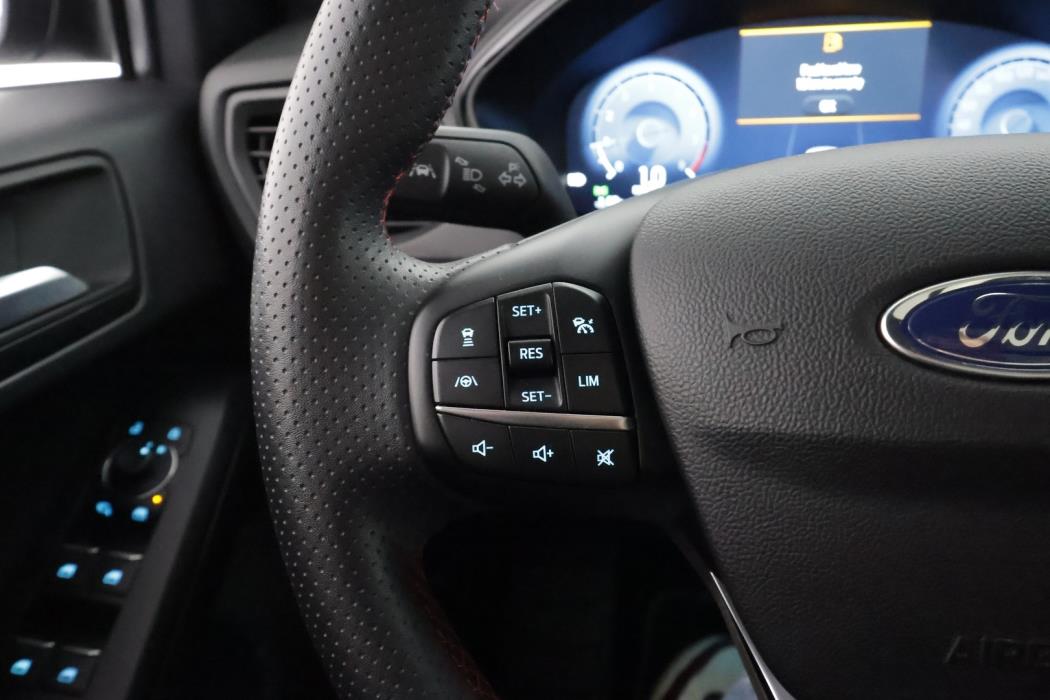 FORD FOCUS 2024