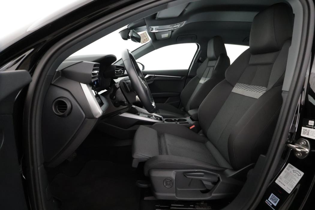 AUDI A3 2024