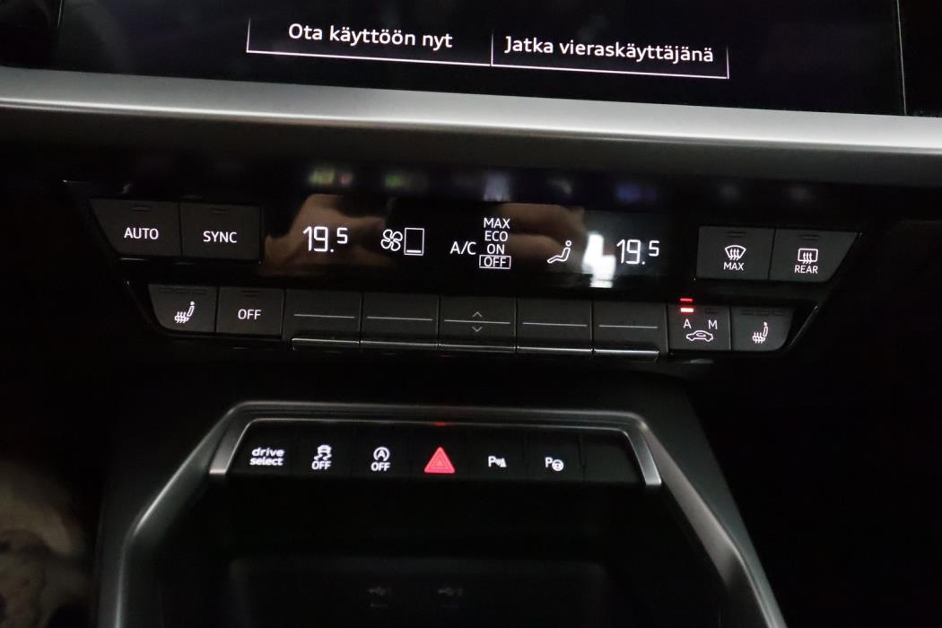 AUDI A3 2024