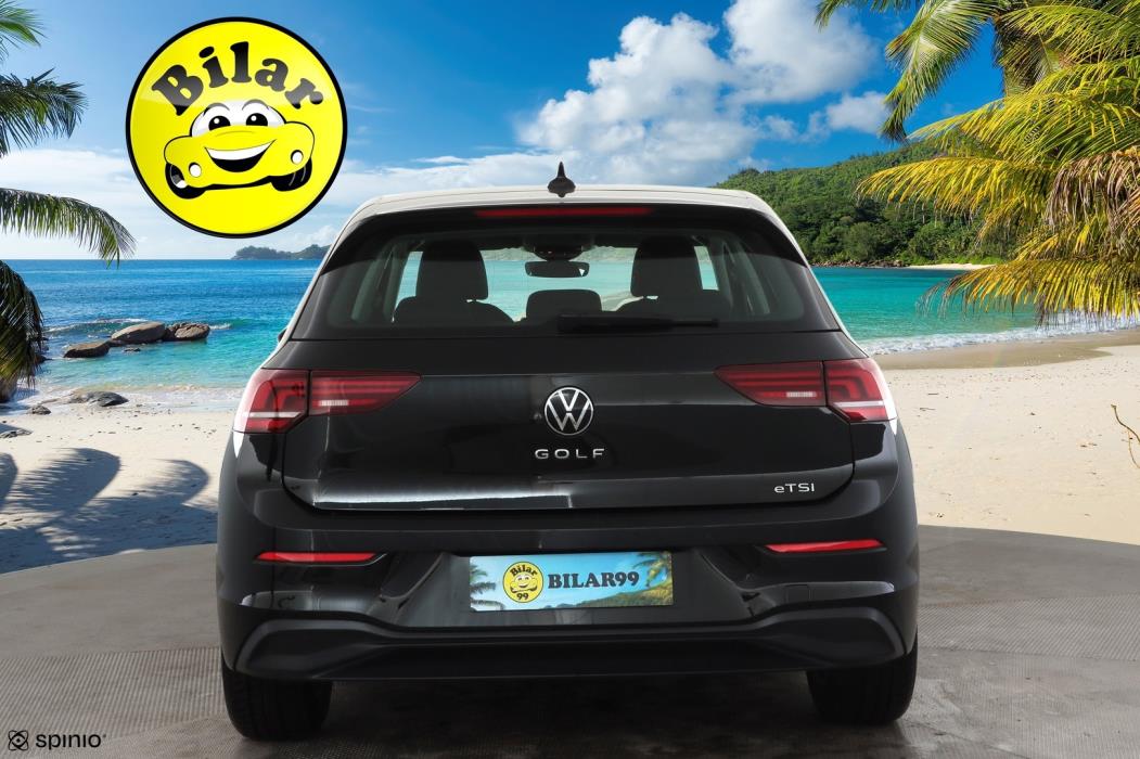 VOLKSWAGEN GOLF 2024