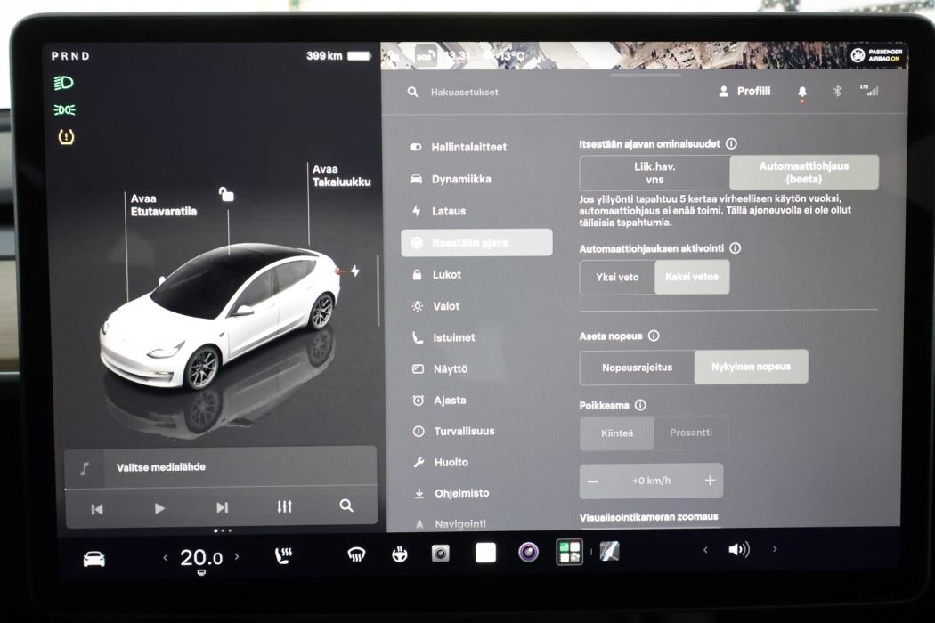 TESLA Model 3 2023