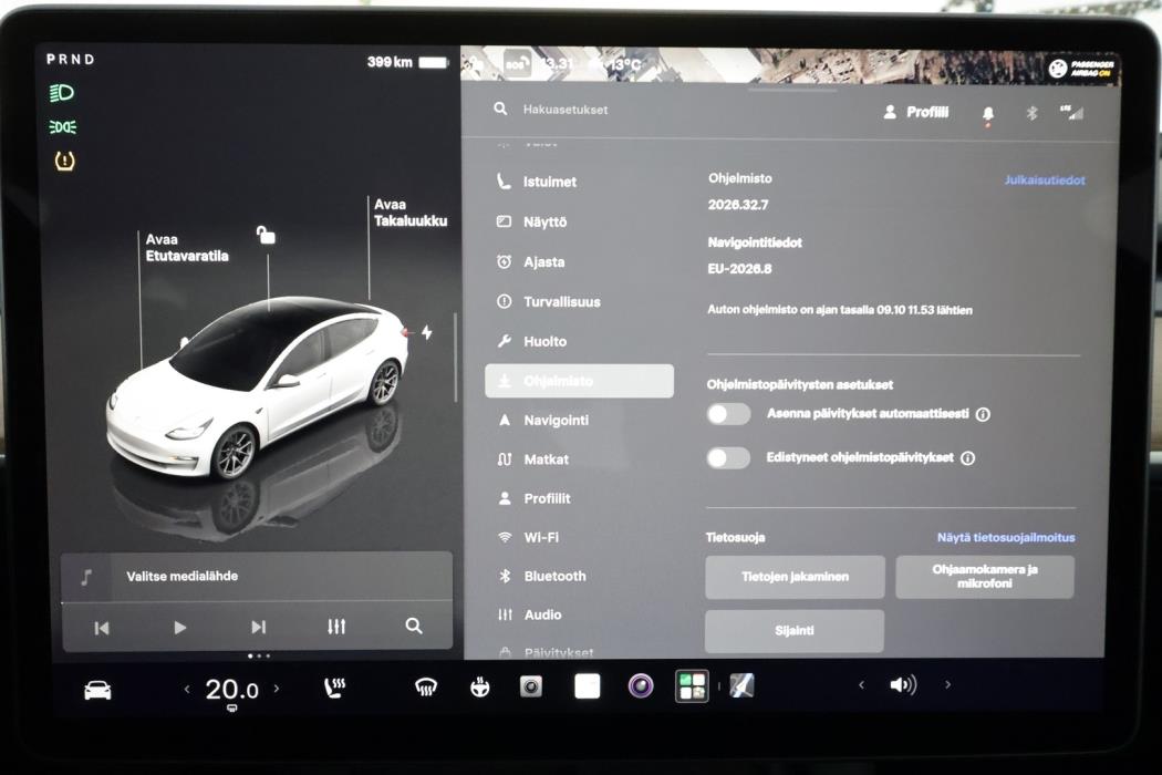 TESLA Model 3 2023