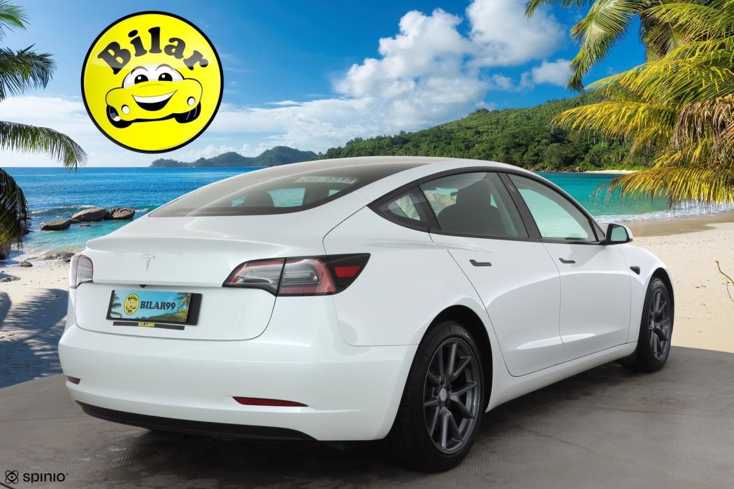 TESLA Model 3 2023