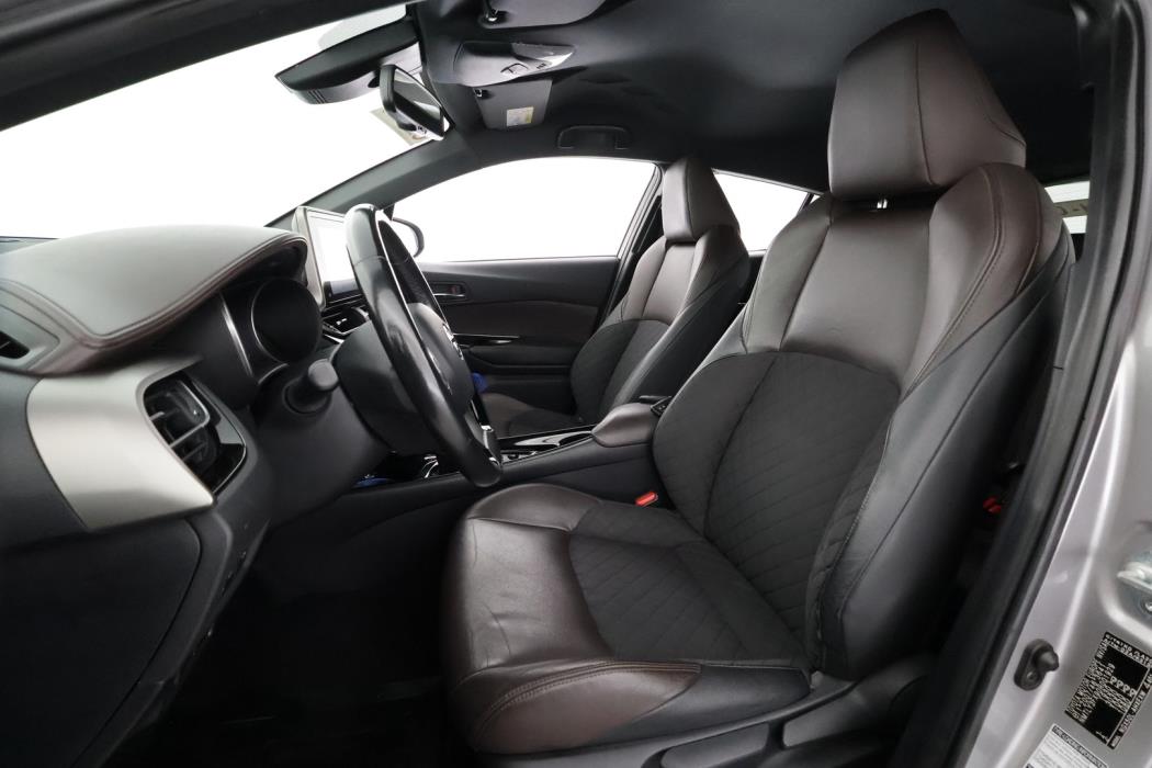 TOYOTA C-HR 2017