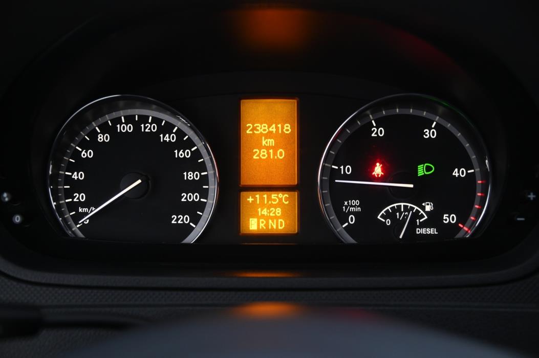 MERCEDES-BENZ Vito 2012