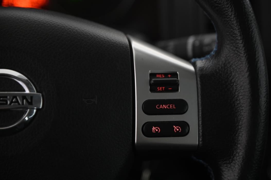 NISSAN Note 2013