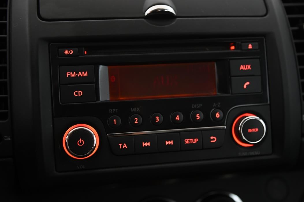 NISSAN Note 2013