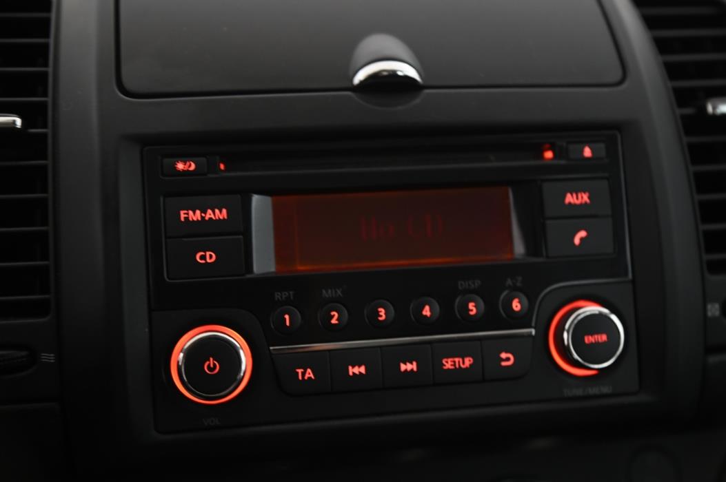 NISSAN Note 2013