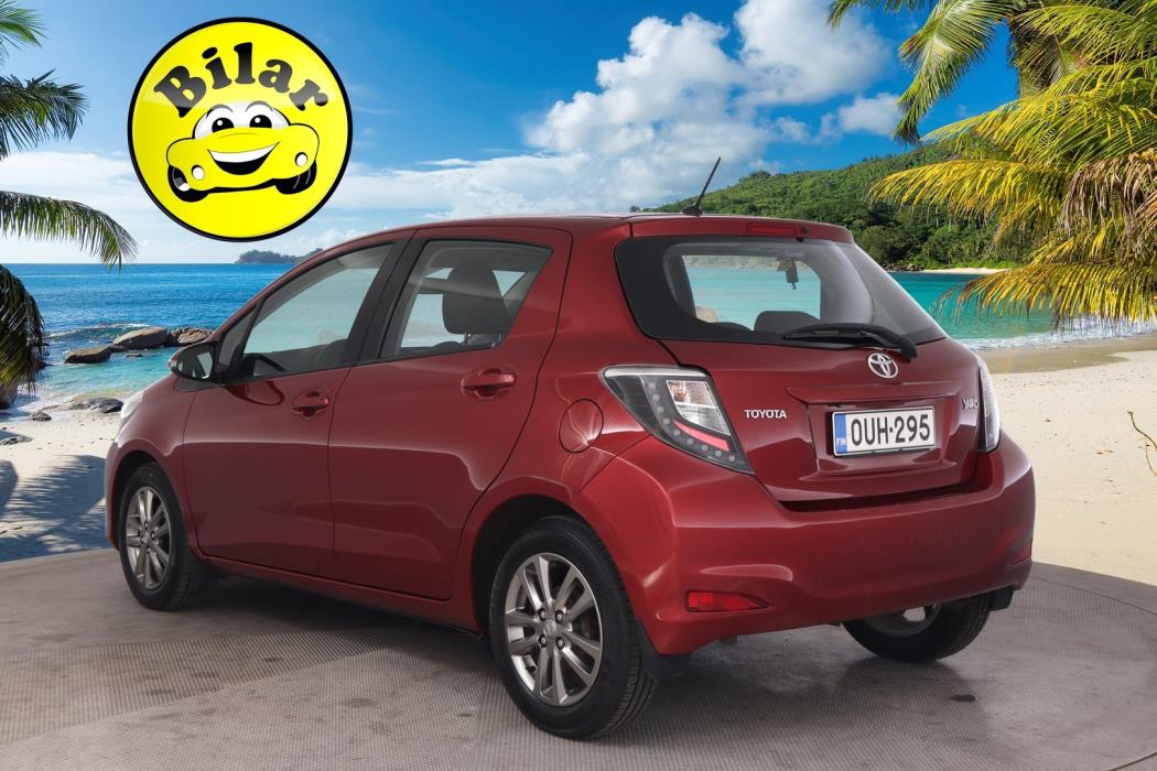 TOYOTA Yaris 2014