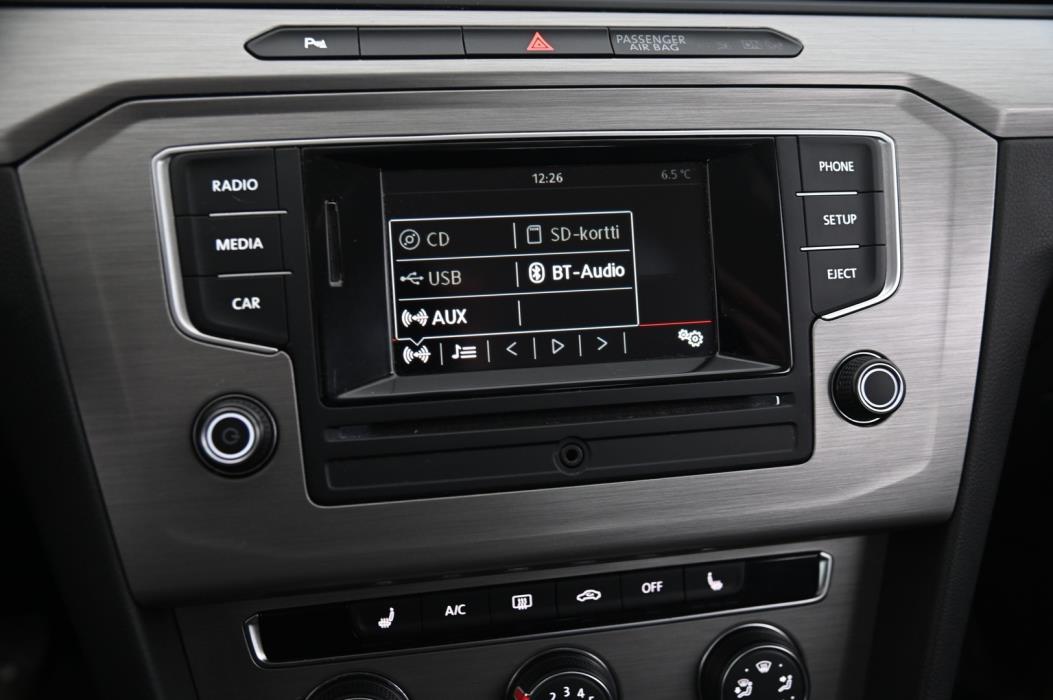 VOLKSWAGEN Passat 2016