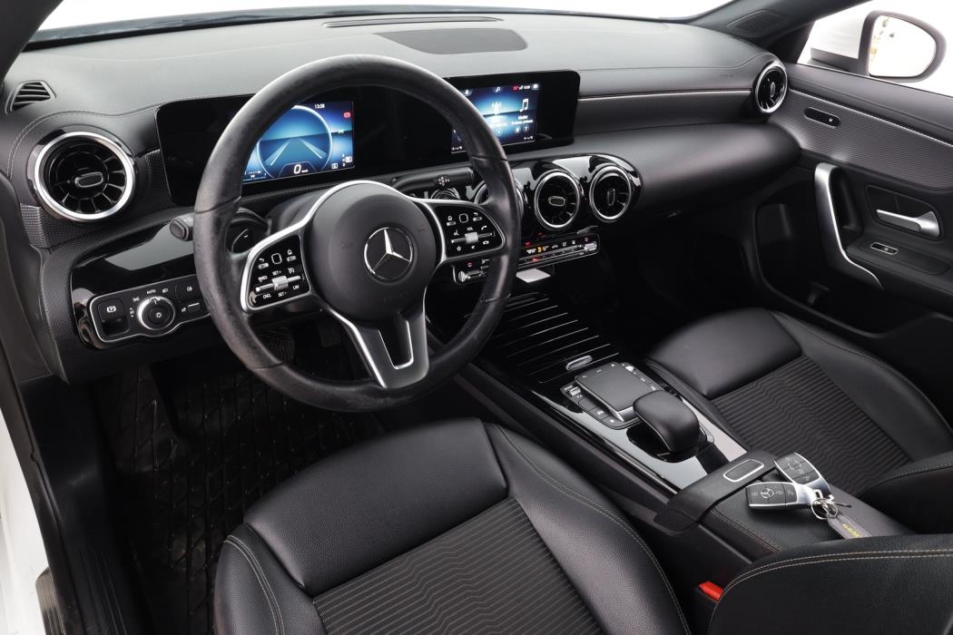 MERCEDES-BENZ CLA 2020