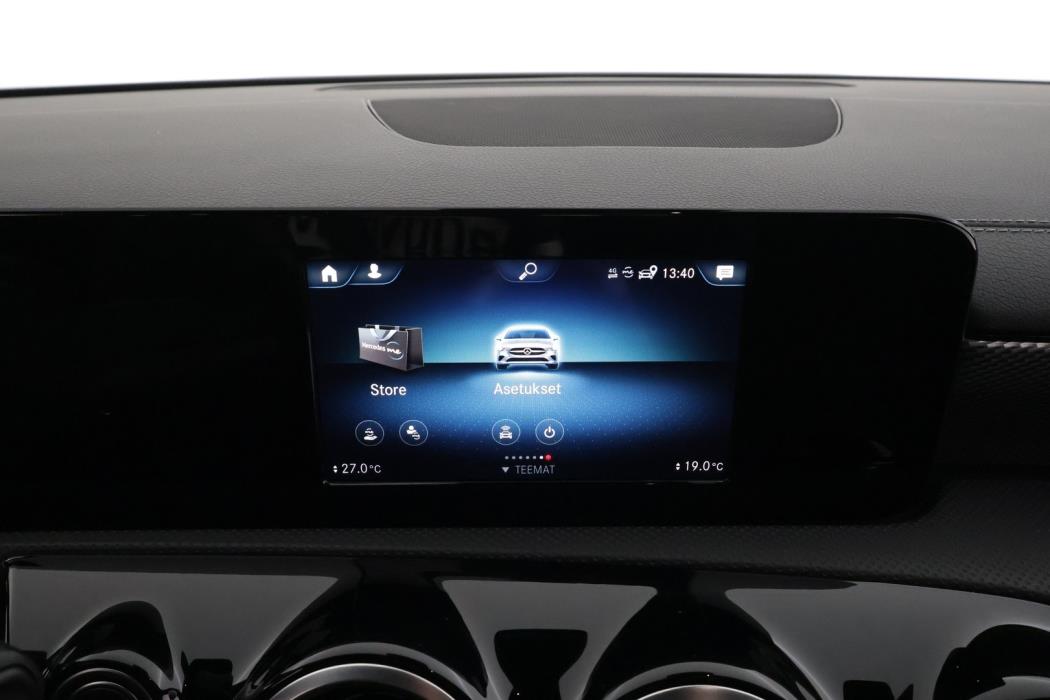 MERCEDES-BENZ CLA 2020