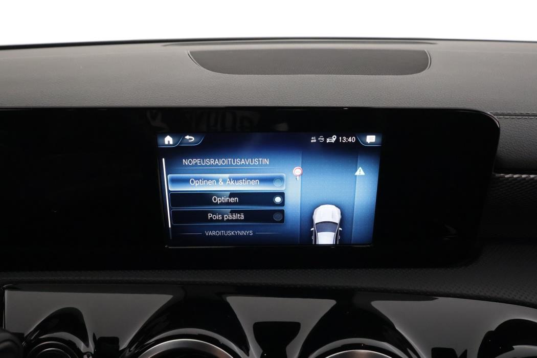 MERCEDES-BENZ CLA 2020