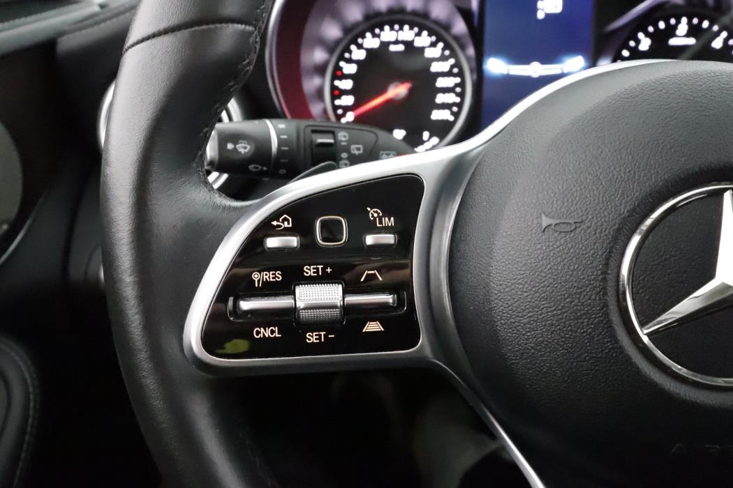 MERCEDES-BENZ C 2019