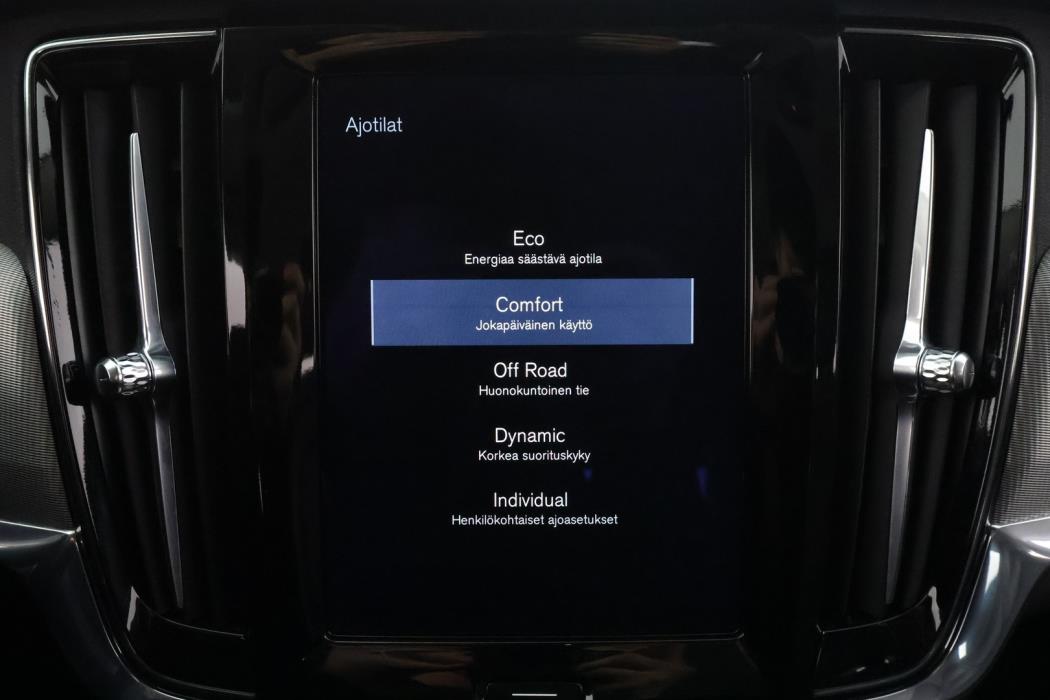 VOLVO V90 Cross Country 2018