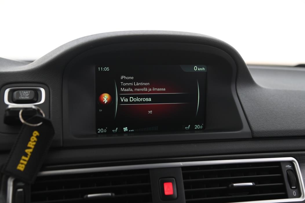 VOLVO V70 2016