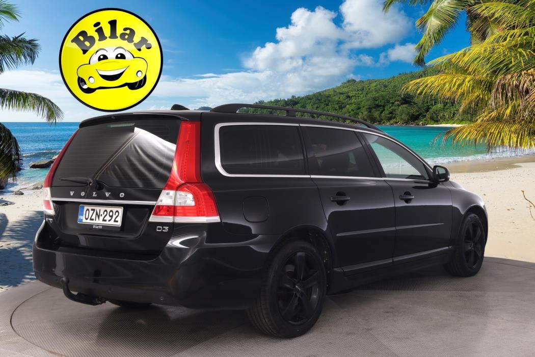 VOLVO V70 2016