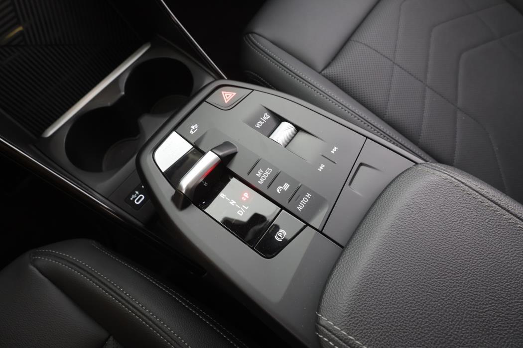 BMW 225 2023