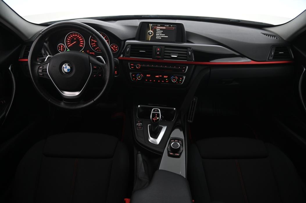 BMW 320 2013