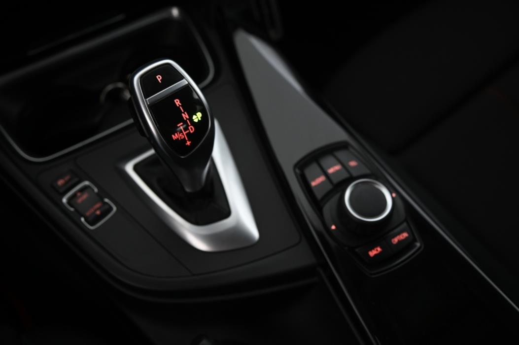 BMW 320 2013