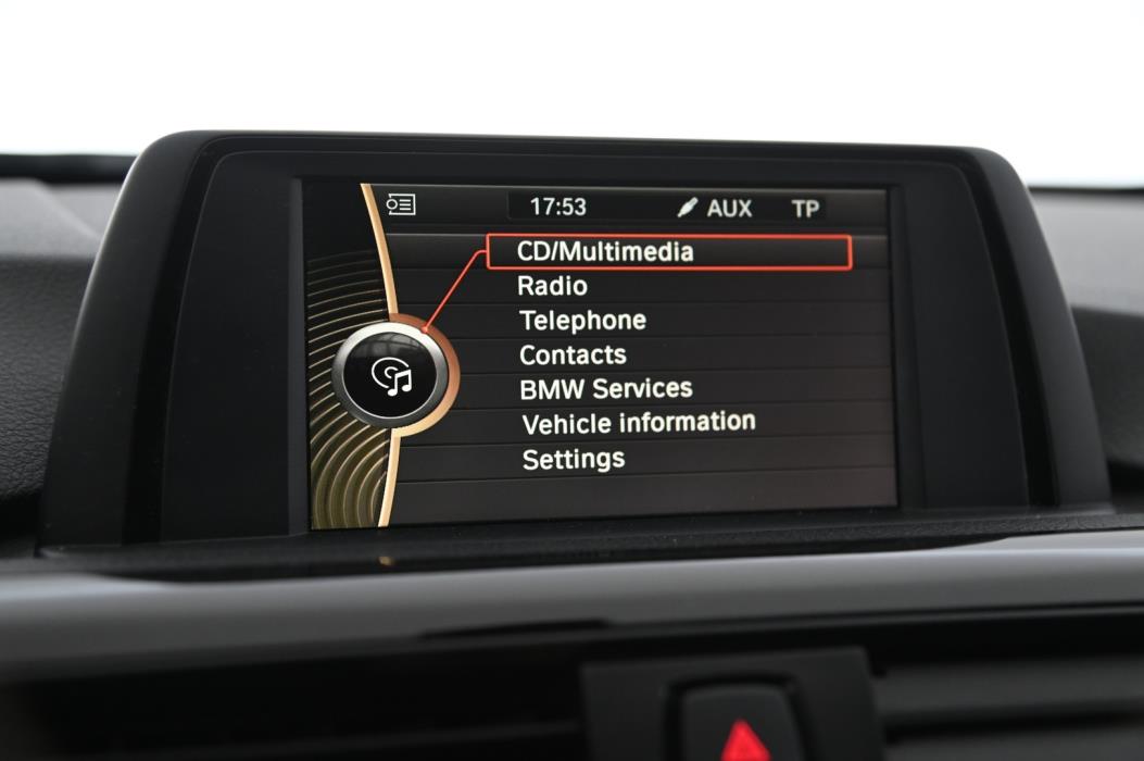 BMW 320 2013