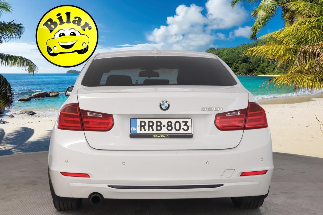 BMW 320 2013