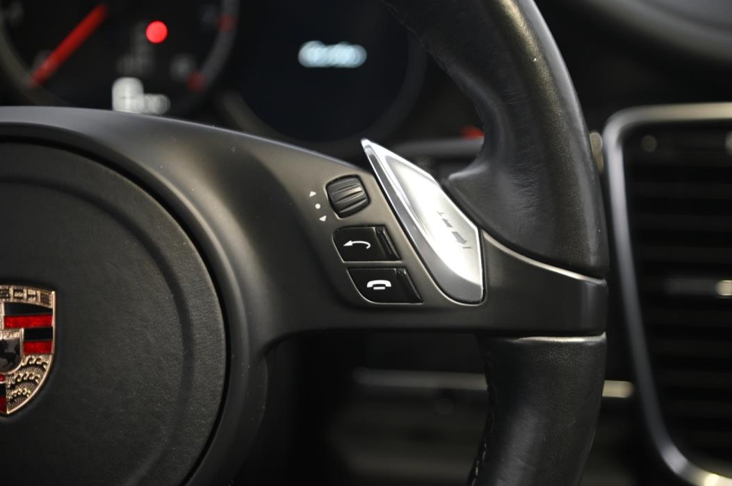 PORSCHE Panamera 2010