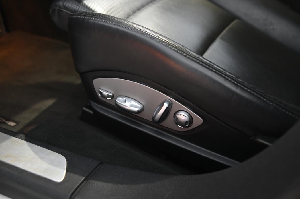 PORSCHE Panamera 2010