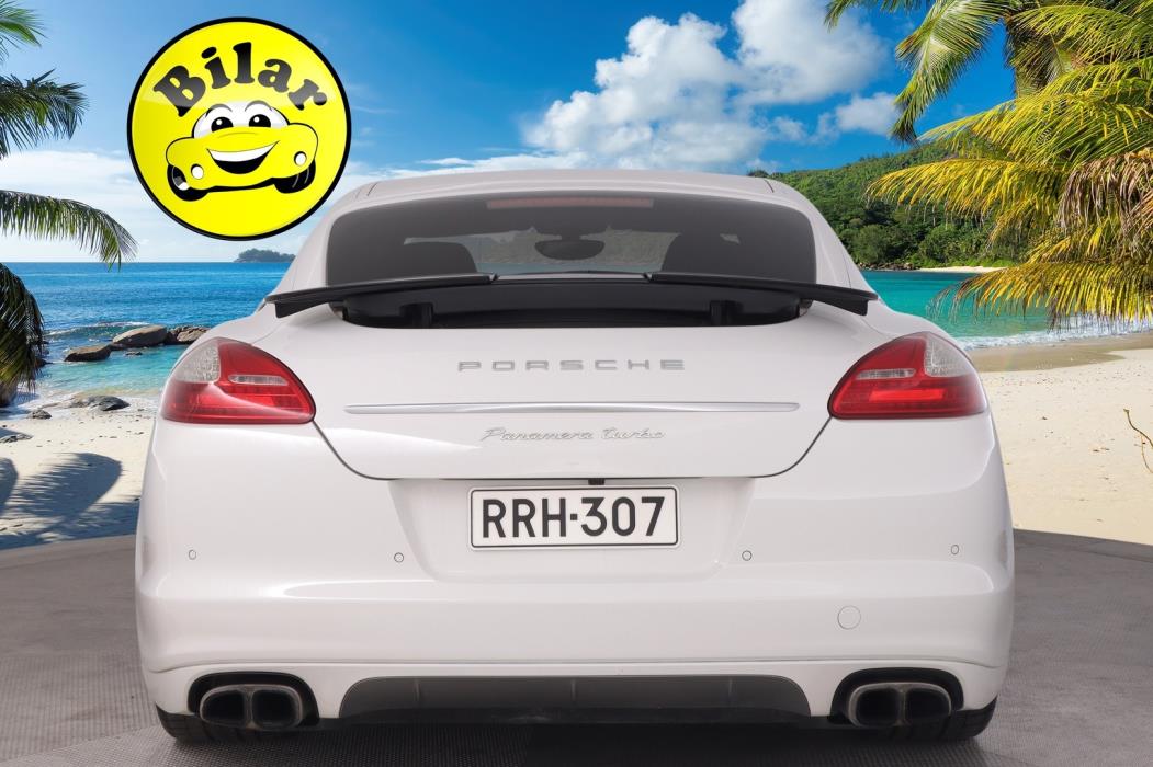 PORSCHE Panamera 2010