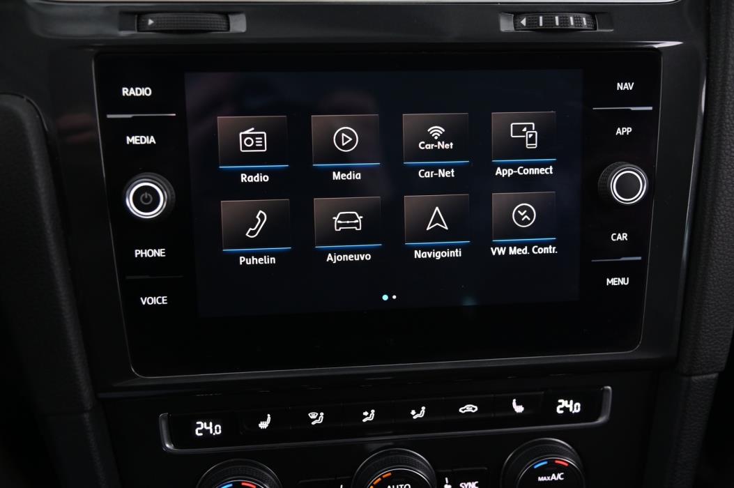 VOLKSWAGEN Golf 2018