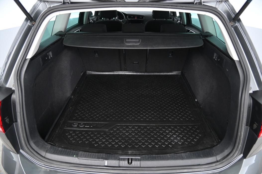 VOLKSWAGEN Golf 2018