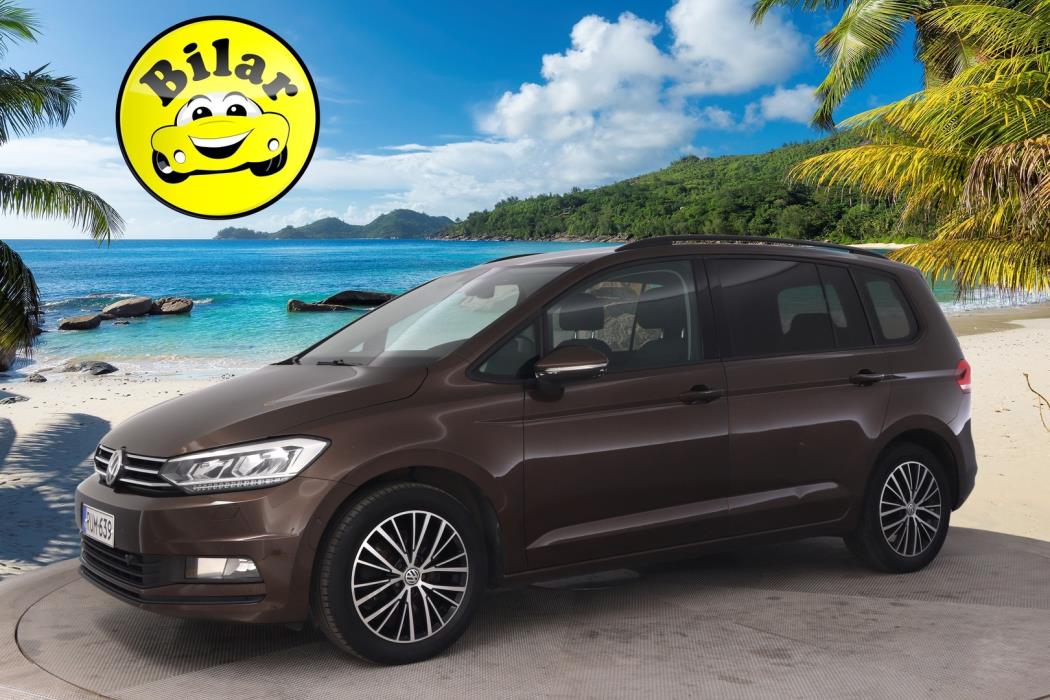 VOLKSWAGEN Touran 2016