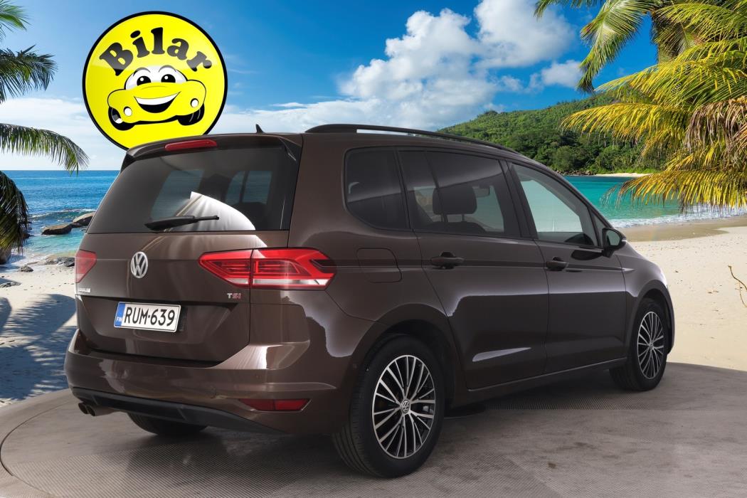VOLKSWAGEN Touran 2016