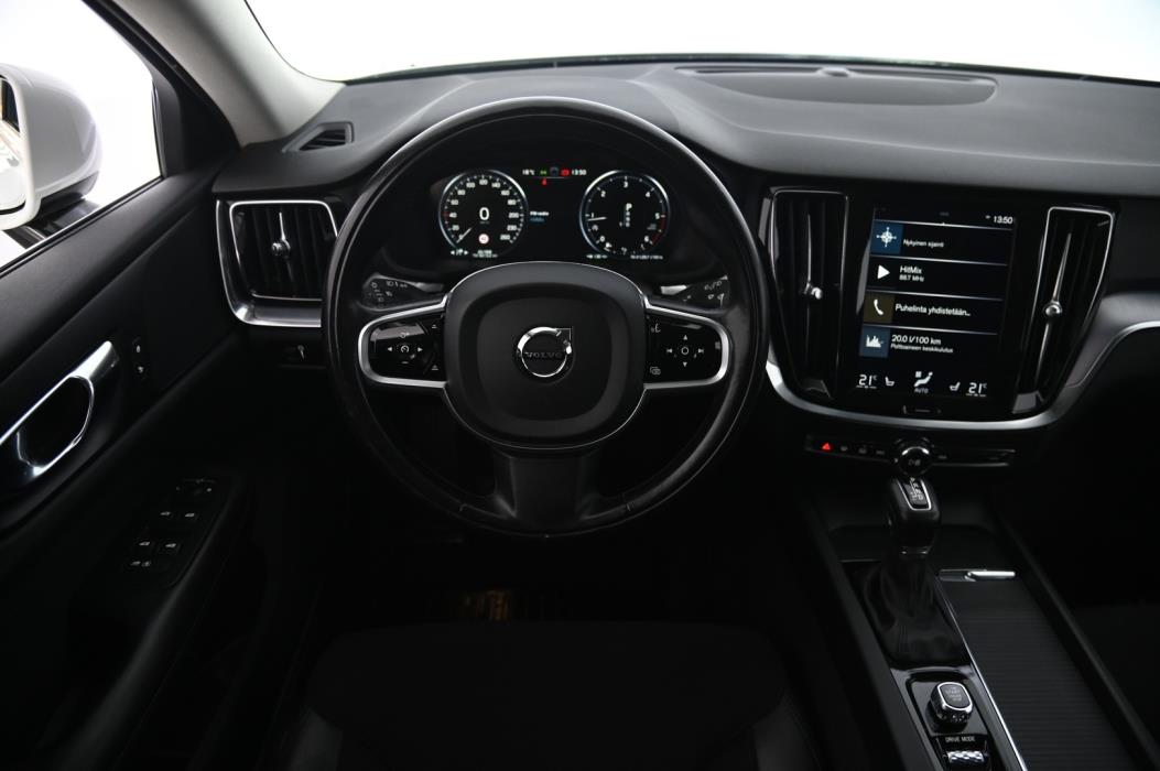 VOLVO V60 2020