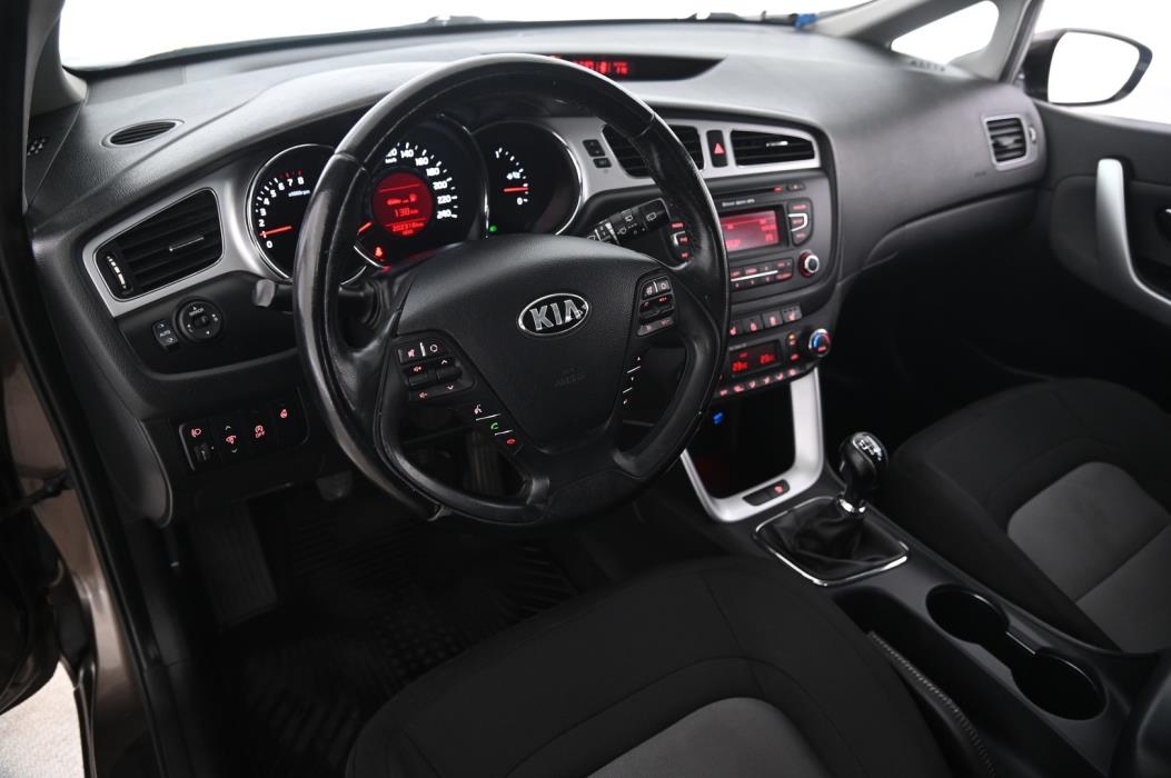 KIA cee'd 2013