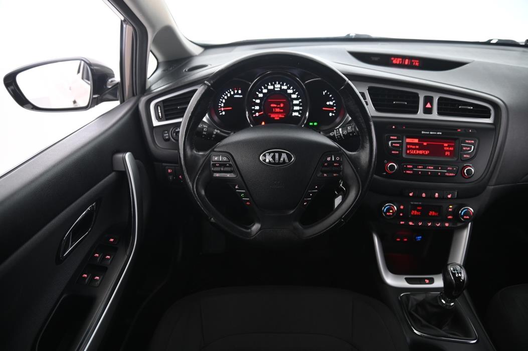 KIA cee'd 2013