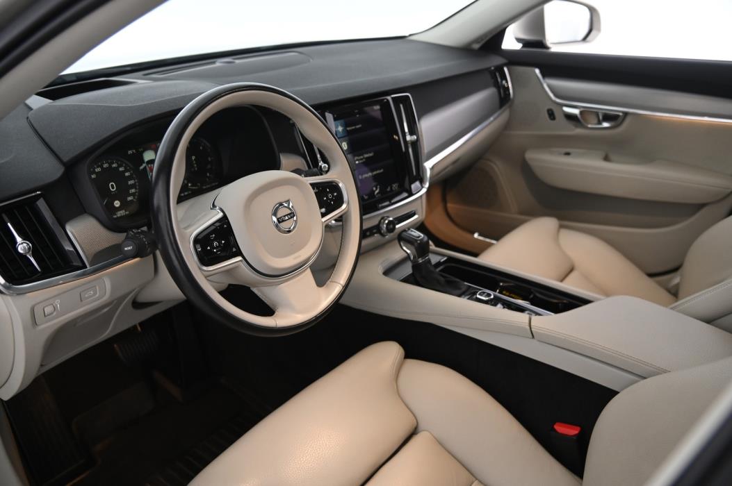 VOLVO S90 2017