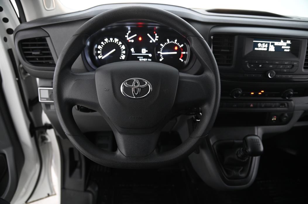 TOYOTA Proace 2018