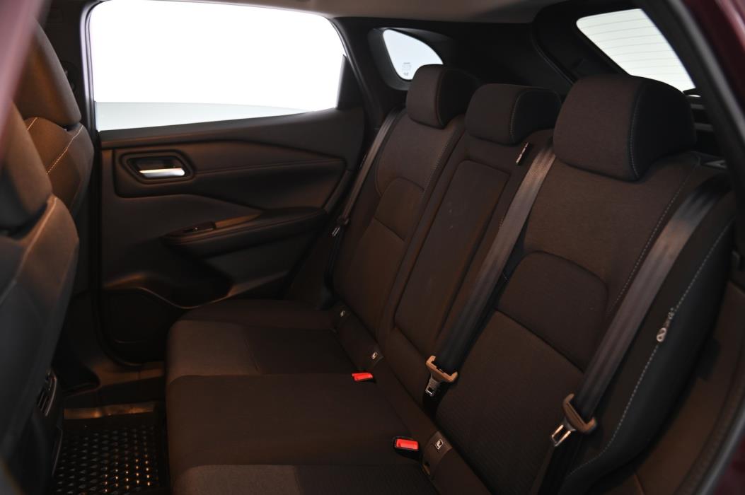 NISSAN Qashqai 2022
