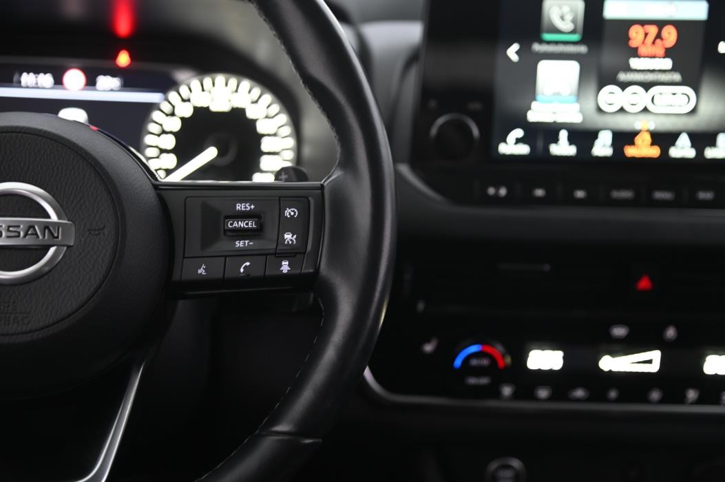 NISSAN Qashqai 2022